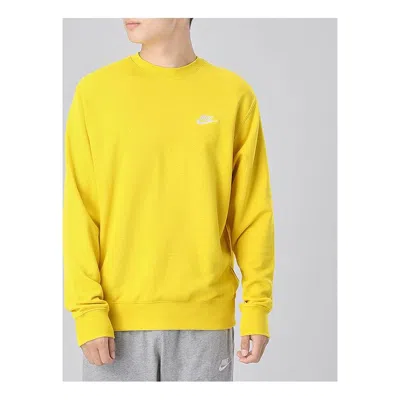 NIKE Nike Sportswear Club Solid Color Round Neck Sports Yellow