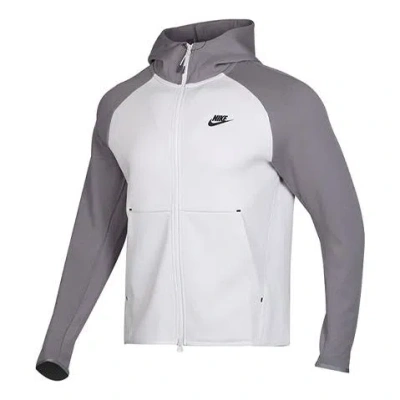 NIKE Nike Sportswear Tech Fleece Men Grey/White Dark gray