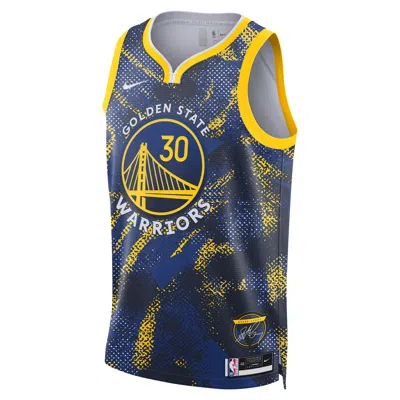 NIKE STEPHEN CURRY GOLDEN STATE WARRIORS 2025/26 SELECT SERIES  MEN'S DRI-FIT NBA SWINGMAN JERSEY