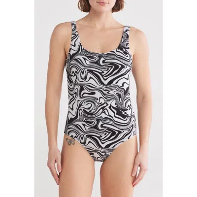 NIKE NIKE U-BACK ONE-PIECE SWIMSUIT