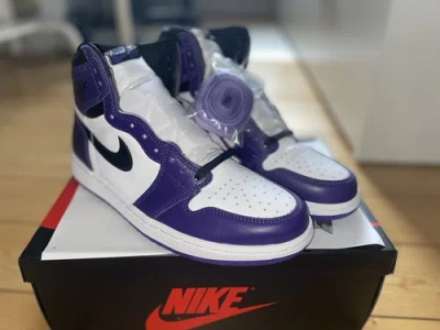 NIKE UNGETRAGENE NIKE AIR JORDAN 1 COURT PURPLE WHITE NEU GRÖSSE 41