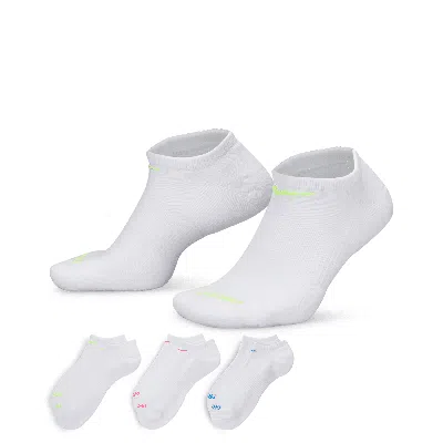 NIKE UNISEX EVERYDAY PLUS CUSHION TRAINING NO-SHOW SOCKS (3 PAIRS)