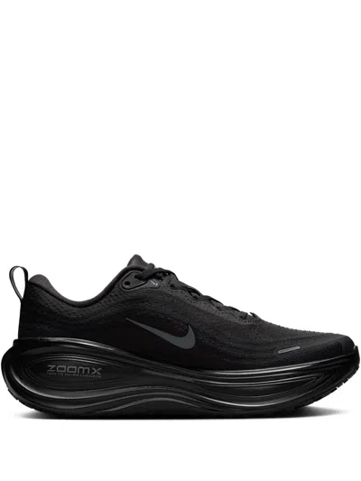 NIKE VOMERO PLUS SNEAKERS