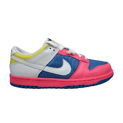 NIKE W'S DUNK LOW