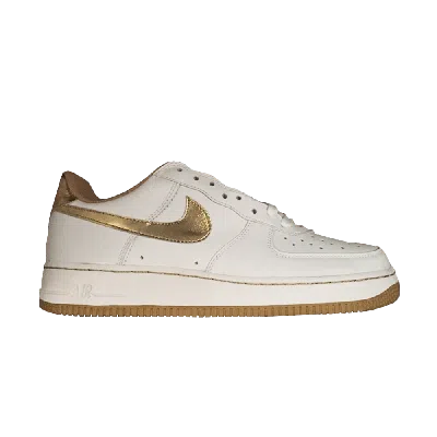 NIKE WMNS AIR FORCE 1