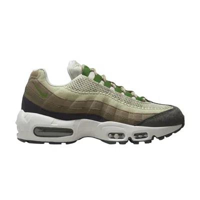 NIKE WMNS AIR MAX 95 'EARTH DAY'