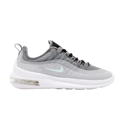 NIKE WMNS AIR MAX AXIS