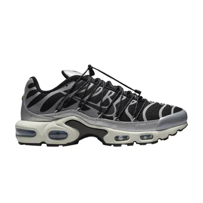 NIKE WMNS AIR MAX PLUS LACE TOGGLE 'BLACK METALLIC SILVER'