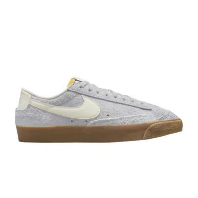 NIKE NIKE WMNS BLAZER LOW '77 VINTAGE 'FOOTBALL GREY IVORY GUM' | WOMEN'S SIZE 5.5