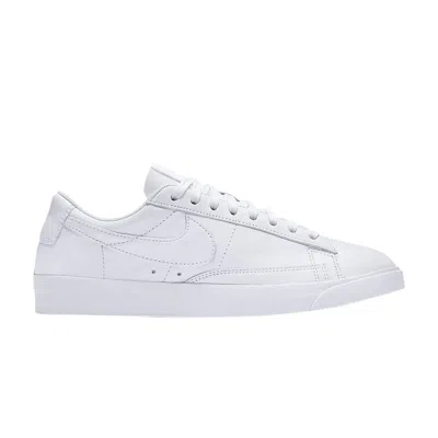 NIKE WMNS BLAZER LOW LE 'TRIPLE WHITE'