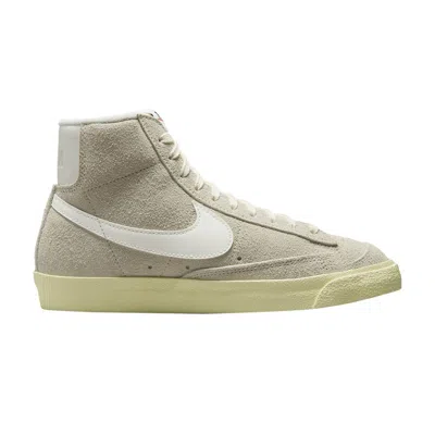 NIKE WMNS BLAZER MID '77 VINTAGE 'LIGHT BONE ALABASTER'