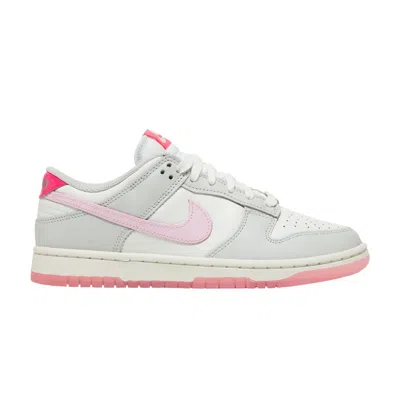 NIKE WMNS DUNK LOW '520 PACK - PINK FOAM'