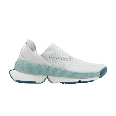 NIKE WMNS GO FLYEASE 'PHOTON DUST GEODE TEAL'