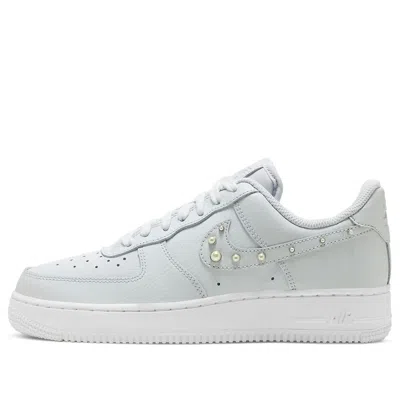 NIKE (WMNS) Nike Air Force 1 07 SE 'Pearl Swoosh - Pure Platinum'