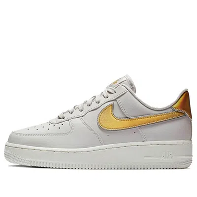 NIKE (WMNS) Nike Air Force 1 Low 'Metallic Platinum Metallic Gold'
