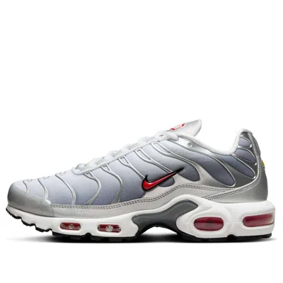 NIKE (WMNS) Nike Air Max Plus 'Metallic Silver University Red'