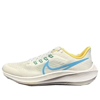 NIKE (WMNS) Nike Air Zoom Pegasus 39 'Cream White Sky Blue'
