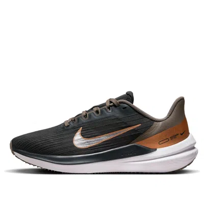 NIKE (WMNS) Nike Air Zoom Winflo 9 'Grey Metallic Copper'