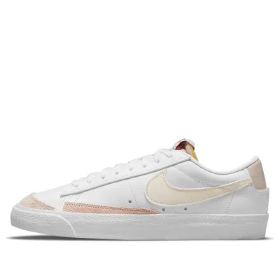 NIKE (WMNS) Nike Blazer Low 77 Low-Top Sneakers White