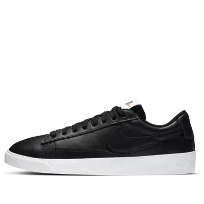 NIKE (WMNS) Nike Blazer Low LE 'Black White'