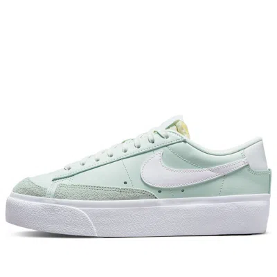 NIKE (WMNS) Nike Blazer Low Platform 'Barely Green'