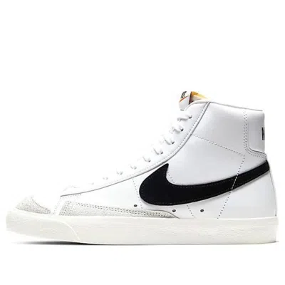 NIKE (WMNS) Nike Blazer Mid 77 Vintage 'White Black'