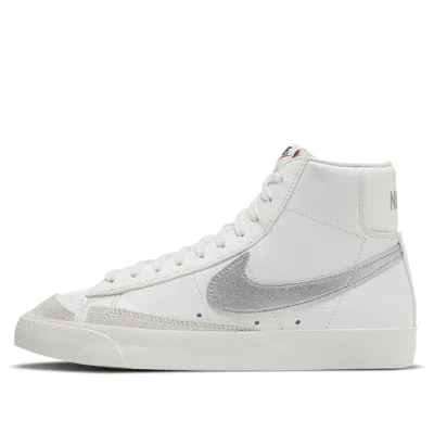 NIKE (WMNS) Nike Blazer Mid '77 'White Silver Metallic'