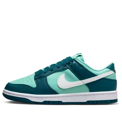 NIKE (WMNS) Nike Dunk Low 'Green'