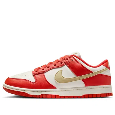 NIKE (WMNS) Nike Dunk Low Next Nature 'Light Crimson Team Gold'