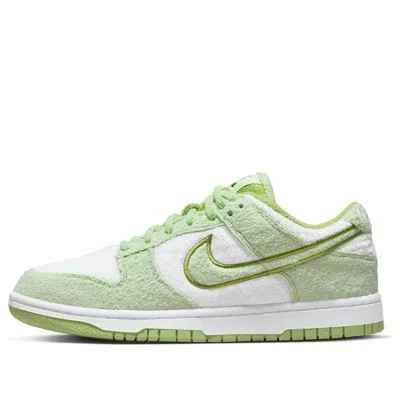 NIKE (WMNS) Nike Dunk Low SE 'Fleece - Honeydew'