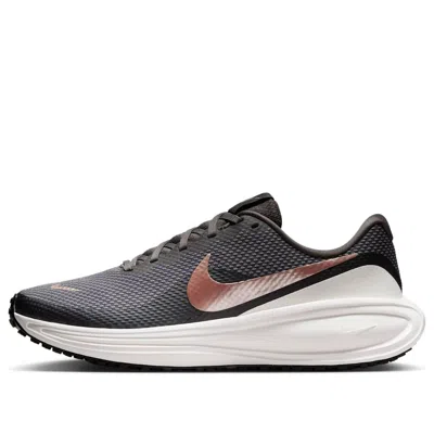 NIKE (WMNS) Nike Revolution 8 'Medium Ash Metallic Red'