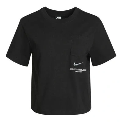 NIKE (WMNS) Nike Sportswear Swoosh Short Printed Round Neck Pullover T-Shirt Black