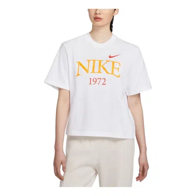 NIKE (WMNS) Nike Sportwear Classic Boxy Graphic T-shirt Asia Sizing 'White'