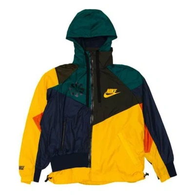 NIKE (WMNS) Nike x sacai Hooded Anorak 'University Gold Sequoia'