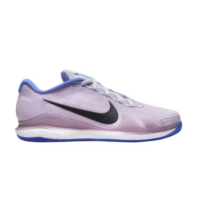 NIKE WMNS NIKECOURT AIR ZOOM VAPOR PRO 'DOLL MEDIUM BLUE'