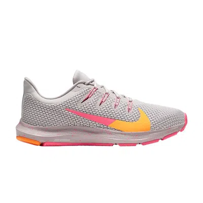 NIKE WMNS QUEST 2 'VAST GREY DIGITAL PINK'