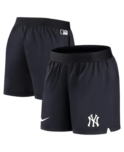 NIKE WOMEN'S NIKE NAVY NEW YORK YANKEES AUTHENTIC COLLECTION TEAM PERFORMANCE SHORTS