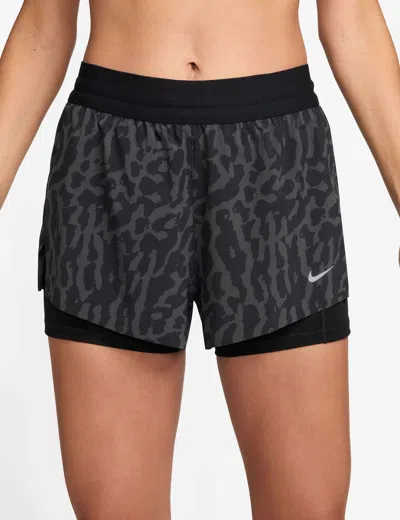 NIKE WOMEN'S SWIFT DRI-FIT 2-IN-1 PRINTED RUNNING SHORTS