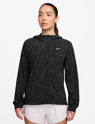 NIKE WOMEN'S SWIFT DRI-FIT RUNNING JACKET