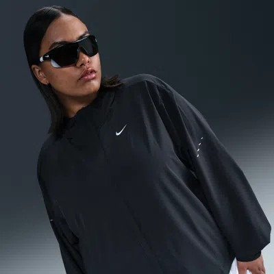 NIKE WOMEN'S SWIFT REPEL PACKABLE RUNNING JACKET (PLUS SIZE)