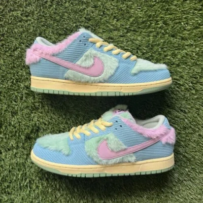 NIKE NIKE X VERDY SB DUNK LOW PRO "VISTY" - FN6040-400 - SIZE 9.5 SHIPS ASAP