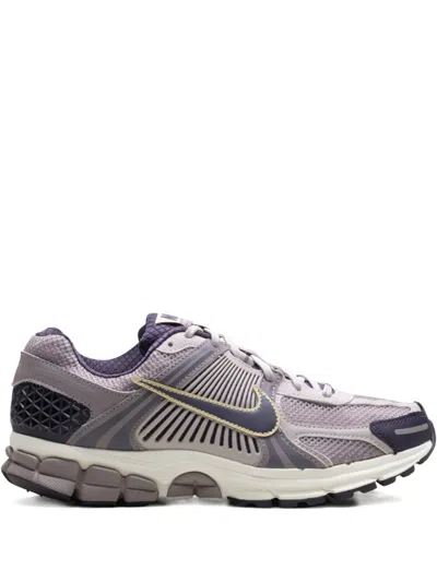 NIKE ZOOM VOMERO 5 "PLATINUM VIOLET" SNEAKERS