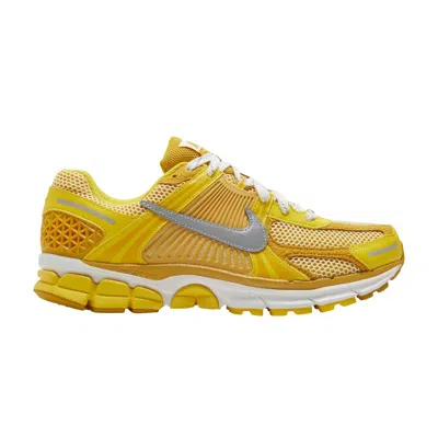 NIKE ZOOM VOMERO 5 'YELLOW OCHRE'