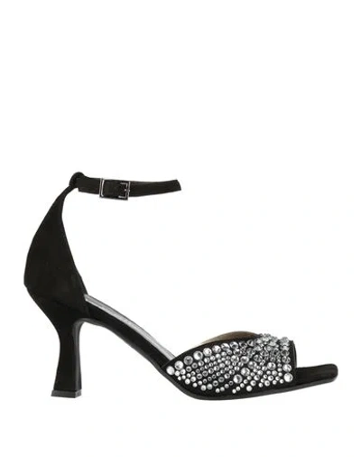 NILA & NILA NILA & NILA WOMAN SANDALS BLACK SIZE 6 LEATHER