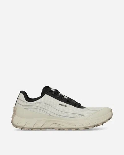 NORDA 002 SNEAKERS CINDER