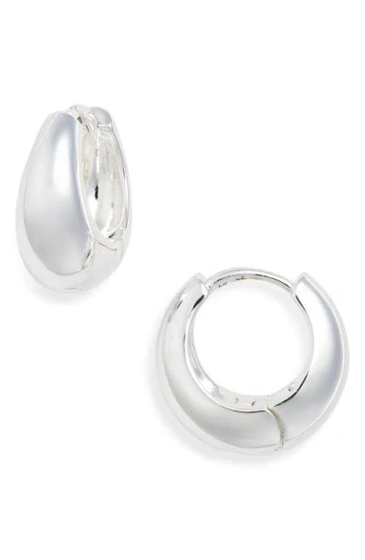 NORDSTROM NORDSTROM TAPERED HUGGIE HOOP EARRINGS