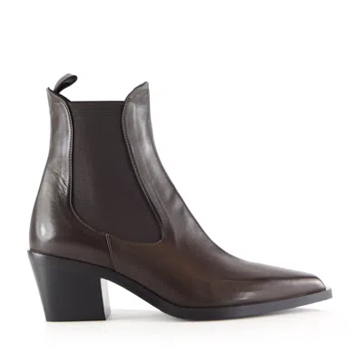 NOTABENE WOMEN'S LUNA BOOTS, BROWN LEATHER