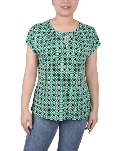 NY COLLECTION WOMEN'S EXTENDED SLEEVE TOP WITH GROMMETS