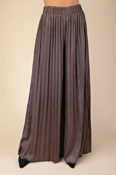 NYLAND REESE PLEATS PANTS W/ ELASTIC WAIST IN MOCHA