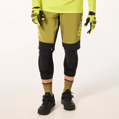 OAKLEY MAVEN SCRUB SHORT